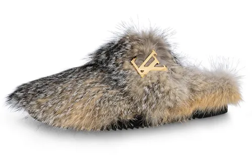 LOUIS VUITTON Easy Slip Resistant Closed Toe Slippers Men's Gray