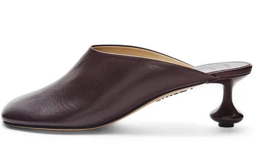 LOEWE Toy Comfortable Closed Toe Slippers Women's Burgundy