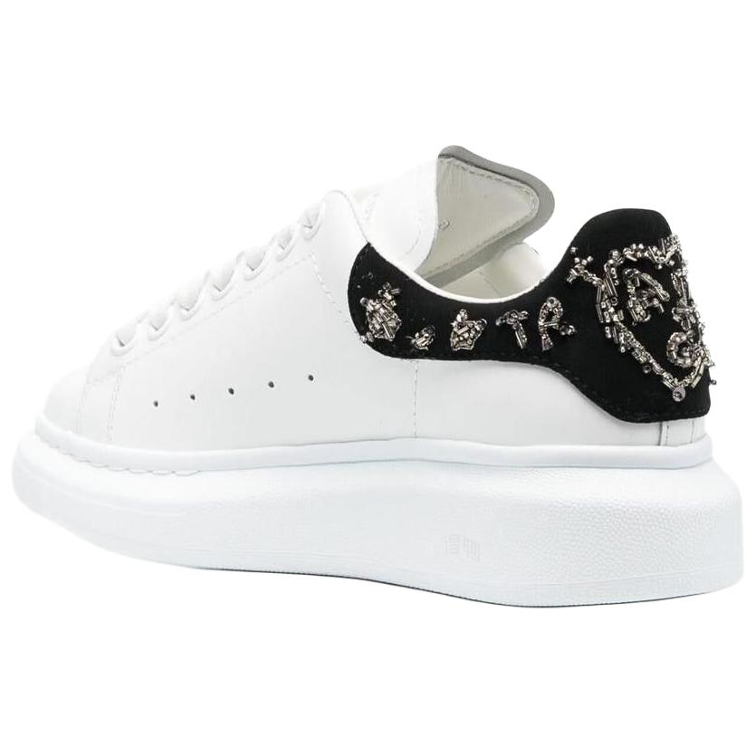 Женские кеды Alexander McQueen Oversized Sneaker (бело-черные) — фото 4
