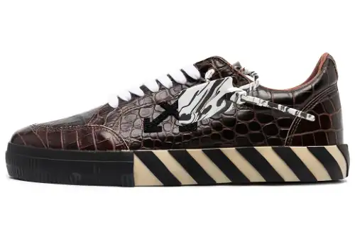 OFF WHITE Low Vulcanized Stylish Skateboarding Shoes Men's Coffee