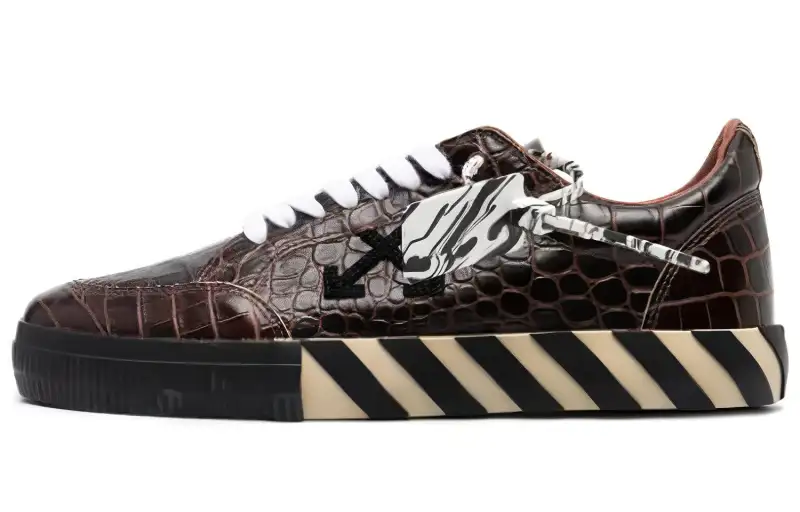 OFF WHITE Low Vulcanized Stylish Skateboarding Shoes Men's Coffee