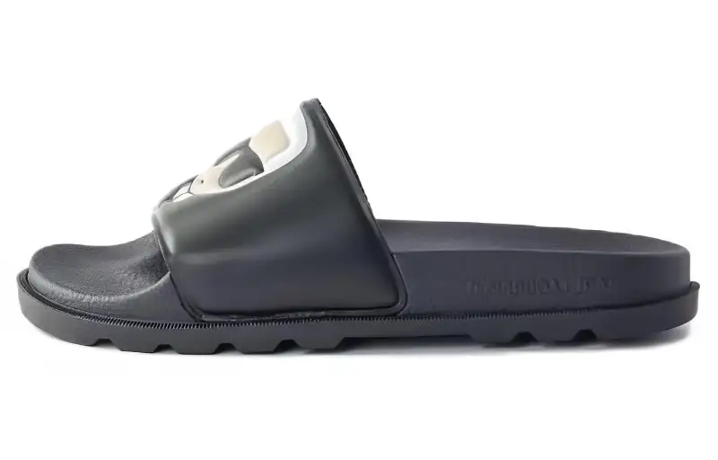KARL LAGERFELD Kondo Karl Ikonik Slides