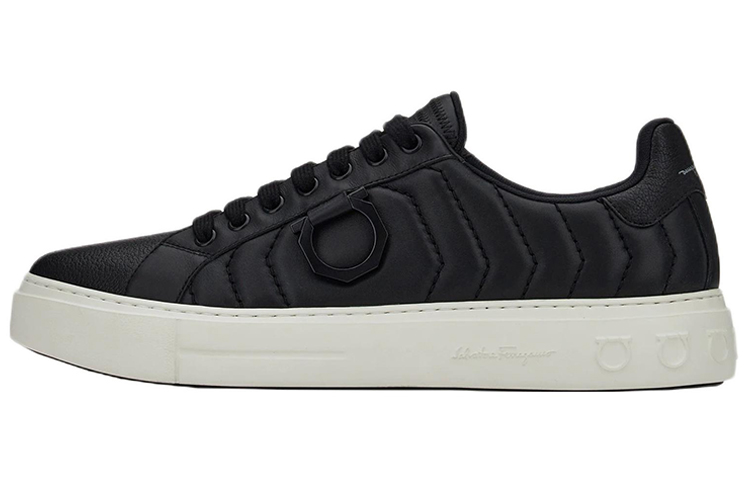 FERRAGAMO Gancini Leather Goatskin Low top Stylish Skateboarding Shoes Men's Black