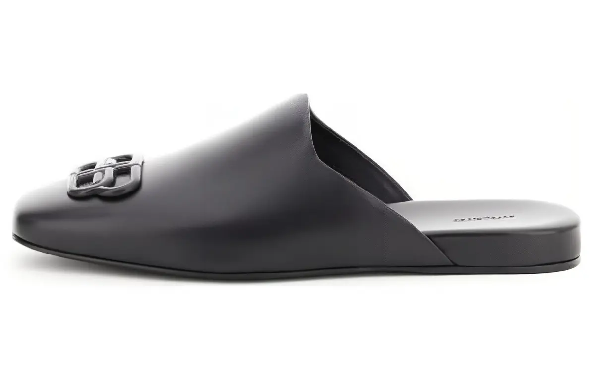 Balenciaga Closed Toe Slippers Women's Black