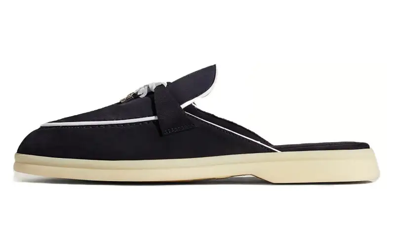 Loro Piana Closed Toe Slippers Women's Black