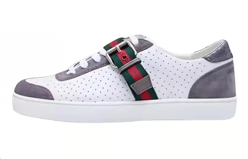GUCCI Low top Skateboard Shoes Men's Gray White