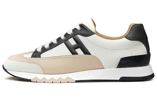 HERMES Trail Low top Casual Shoes Men's Ecru