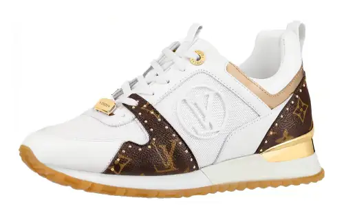 LOUIS VUITTON Run Away Cow Leather Low top Casual Shoes