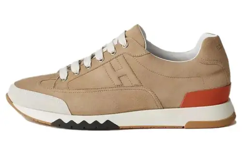 HERMES Trail Leather Low top Casual Shoes Men's Brown