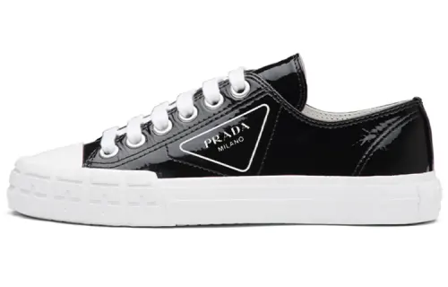 PRADA Wheel Low top Skateboard Shoes Women's