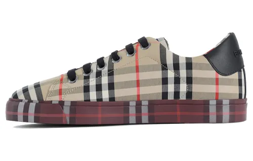 Burberry VINTAGE Leather Low top Stylish Skateboarding Shoes Women's Brown