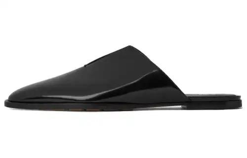Bottega Veneta Closed Toe Slippers Women's Black