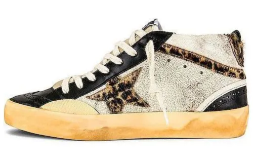 Golden Goose Leather Stylish Skateboarding Shoes Women's Beige Black