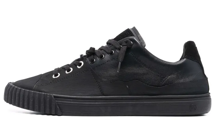 Maison Margiela Logo-appliqué Low-top Sneakers