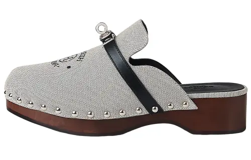 HERMES Carlotta Closed Toe Slippers Women's Dark Reddish Purple