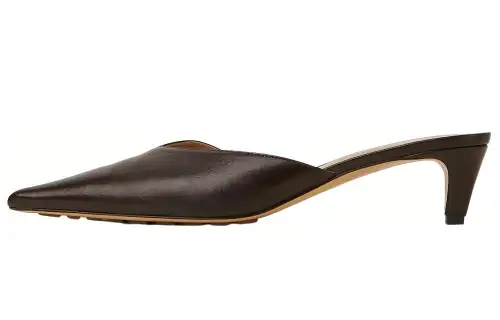 Bottega Veneta Closed Toe Slippers Women's Brown