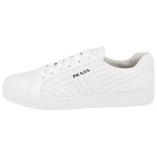 PRADA Low top Stylish Skateboarding Shoes Women's White