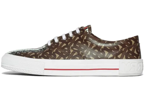 Burberry Abrasion Resistant Low top Stylish Skateboarding Shoes Men's Coffee