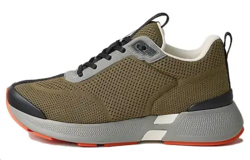 HERMES Low top Casual Shoes Men's Green