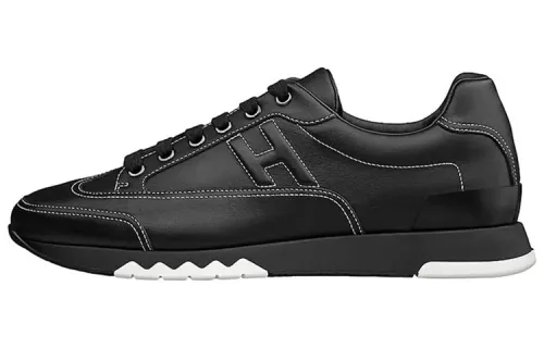 HERMES Trail Low top Casual Shoes Men's Black