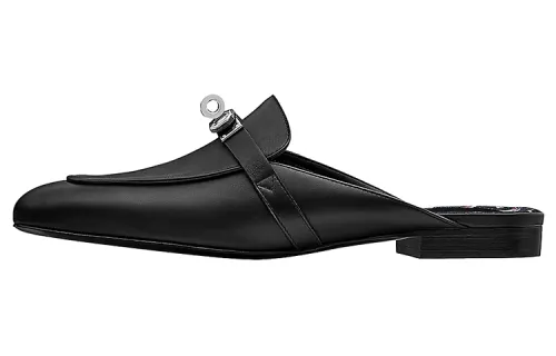 HERMES Oz Closed Toe Slippers Women's Black
