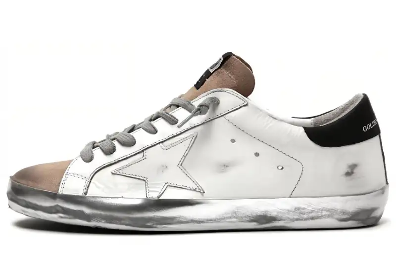 Golden Goose Super Star Stylish Skateboarding Shoes Men's White