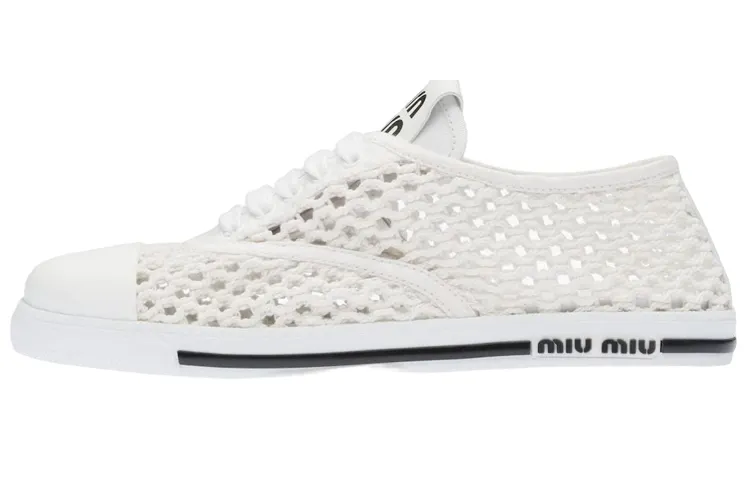 MIU MIU Leather Low top Stylish Skateboarding Shoes Women's White