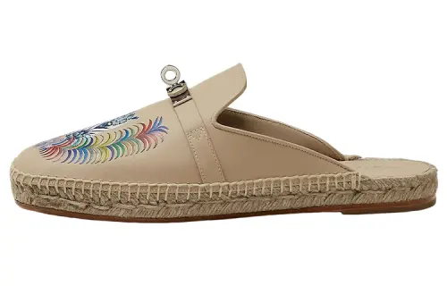 HERMES Feria Closed Toe Slippers Women's Beige