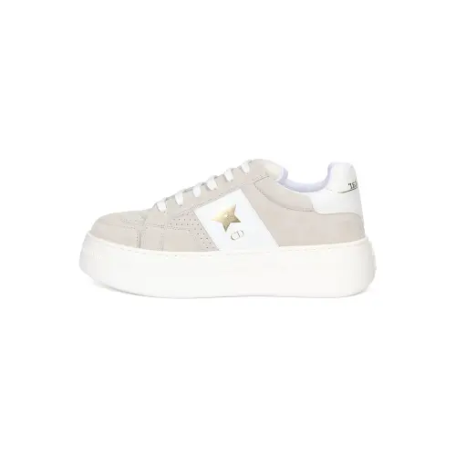 DIOR Star Platform Shoes Cow Leather Low top Skateboard Shoes Women's Light Beige
