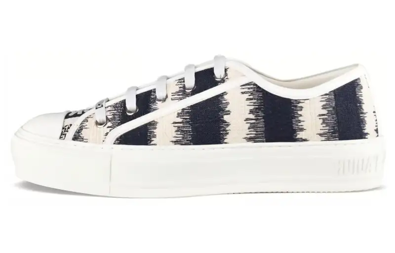 DIOR Walk'n'Dior Platform Shoes Low top Stylish Skateboarding Shoes Women's Blue