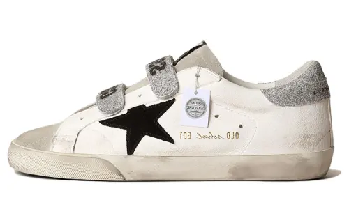 Golden Goose Cow Leather Low top Skateboard Shoes Women's White Distressed
