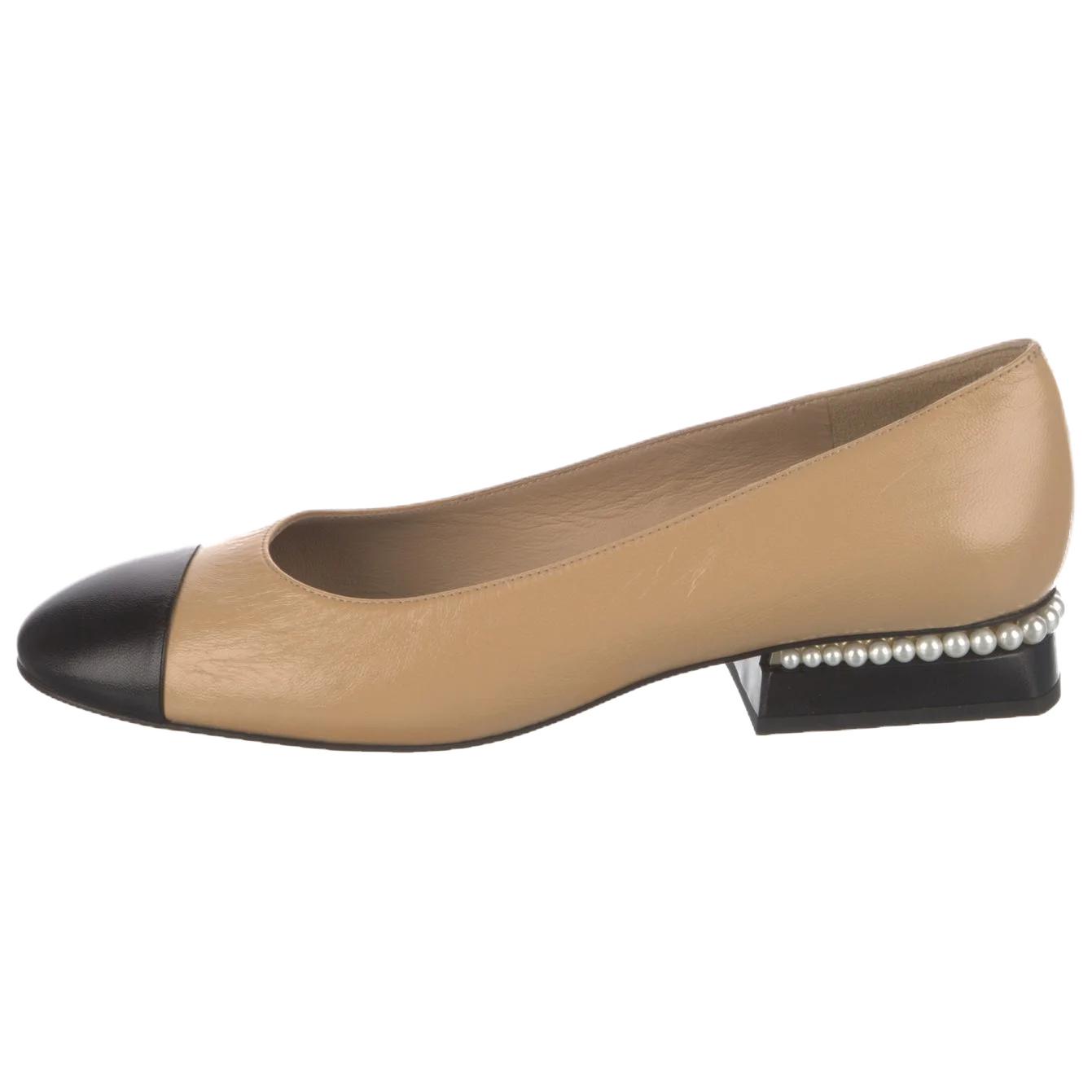 CHANEL 22A Early Autumn Leather Women's Casual Shoes Women's Umber
