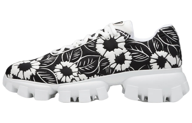 PRADA Cloudbust Thunder Low top Athletic Shoes Men's Black White
