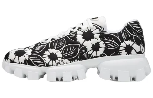 PRADA Cloudbust Thunder Low top Athletic Shoes Men's Black White