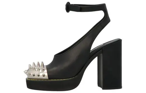 MIU MIU Classic And Versatile Chunky Heel High Heels Women's Black