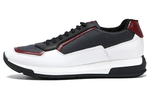 PRADA Low top Sports Casual Shoes Men's Gray White