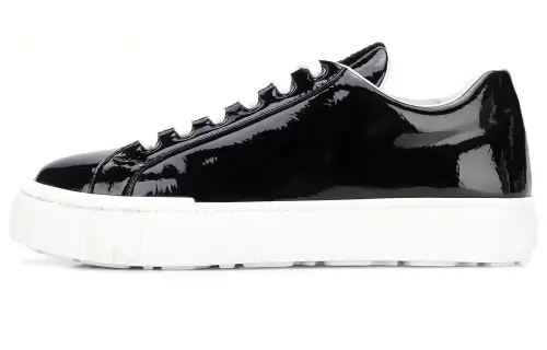 MIU MIU Low top Stylish Skateboarding Shoes Women's Black