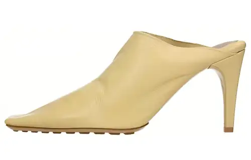 Bottega Veneta Rubber Sole Closed Toe Slippers Women's Beige