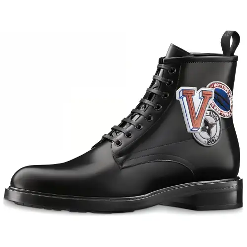 LOUIS VUITTON Tattoo LV League