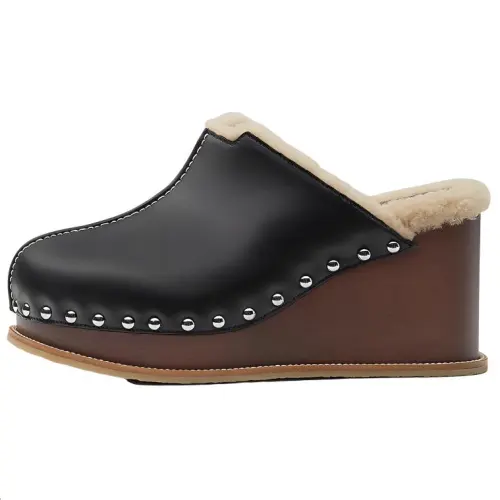 HERMES Earth Closed Toe Slippers Women's Black