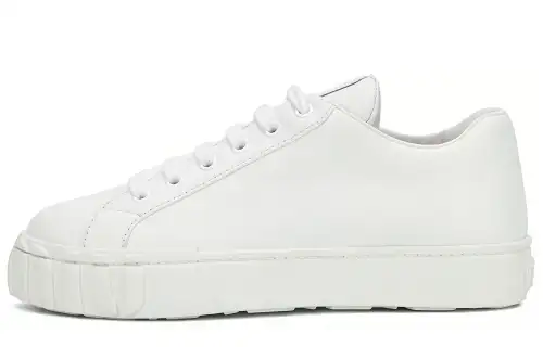 MIU MIU Bumper WEISS Low top Casual Shoes Women's White