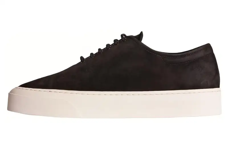 THE ROW Skateboard Shoes Women's Low Top Black