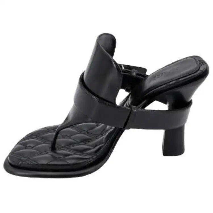 Burberry Flip Flops Women's Black