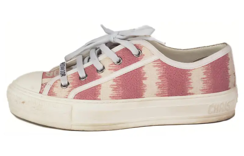 DIOR Walk'n'Dior Low top Stylish Skateboarding Shoes Women's Pink