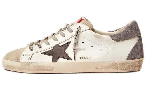 Golden Goose Super Star LTD Low top Stylish Skateboarding Shoes Men's White