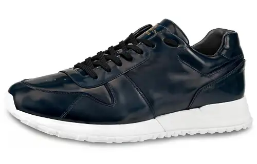 LOUIS VUITTON Run Away Cow Leather Low top Casual Shoes Men's Sea Blue