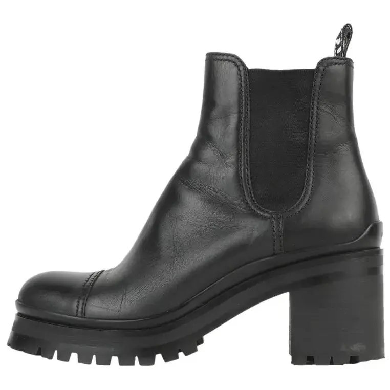 MIU MIU Chelsea Boots Women's Black