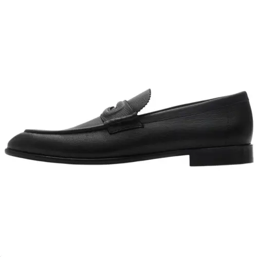 Burberry Pearl Loafers Men's Black