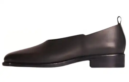 THE ROW Leather Women's Casual Shoes Women's Black