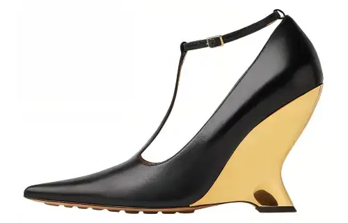Bottega Veneta Punta Leather Irregular Heel High Heels 10cm Women's Black